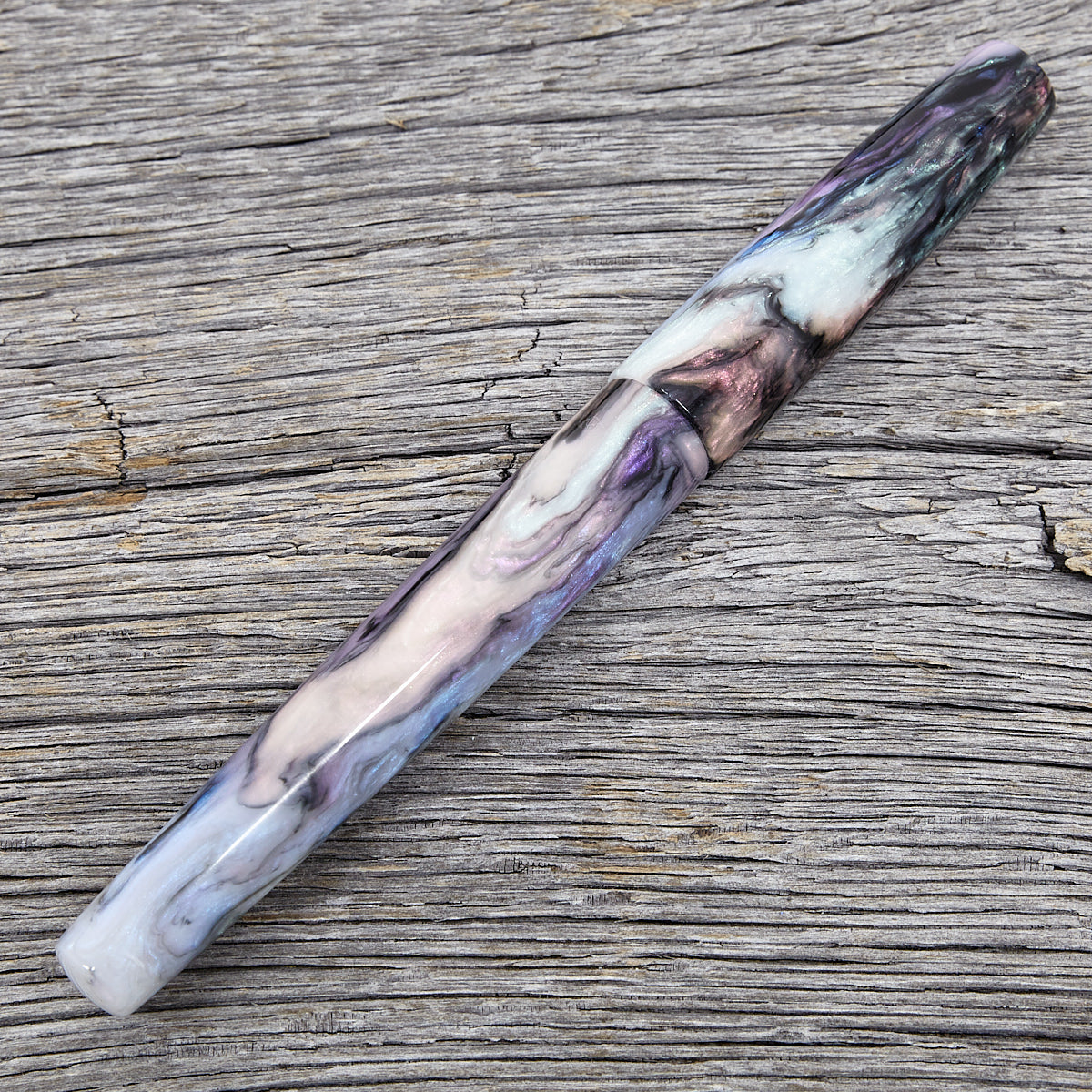 "Black Prismatic Pearl v2" Fountain Pen