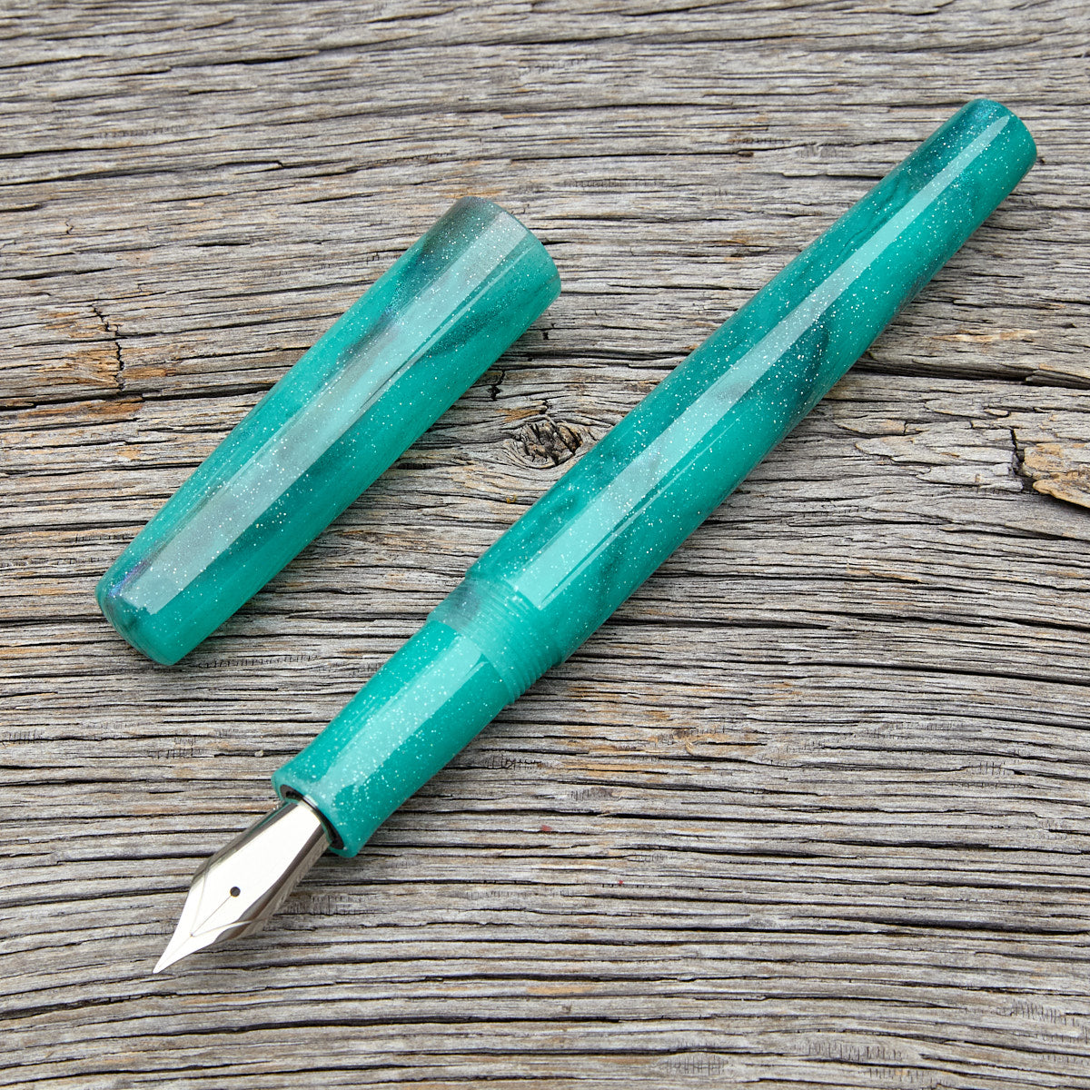 ! "Northern Lights" Fountain Pen