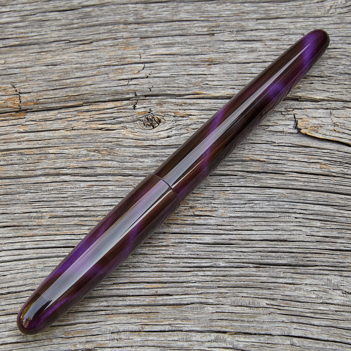 ! "Rewil's Royal Robe" Fountain Pen