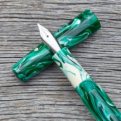 "Emerald Koi" Fountain Pen