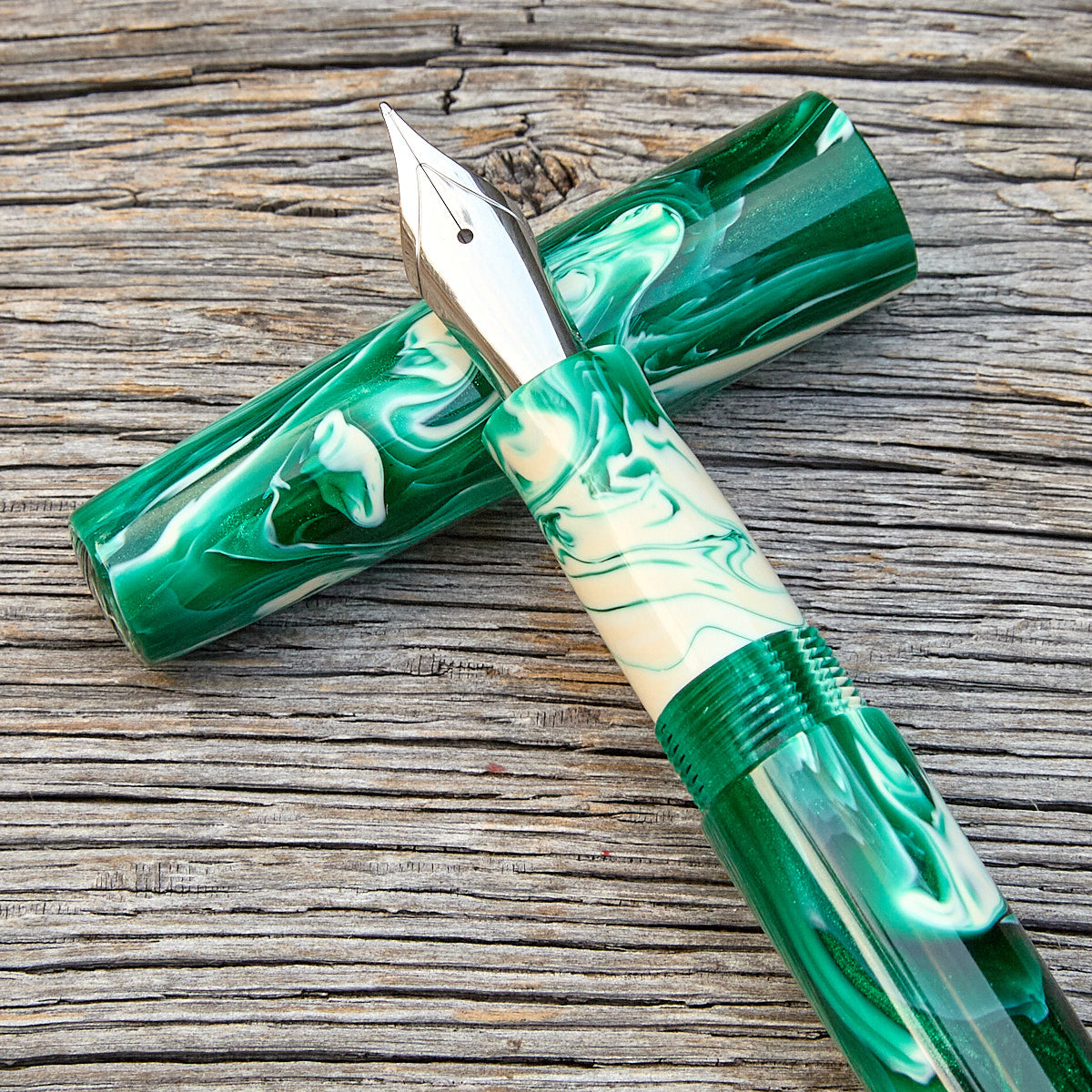 "Emerald Koi" Fountain Pen
