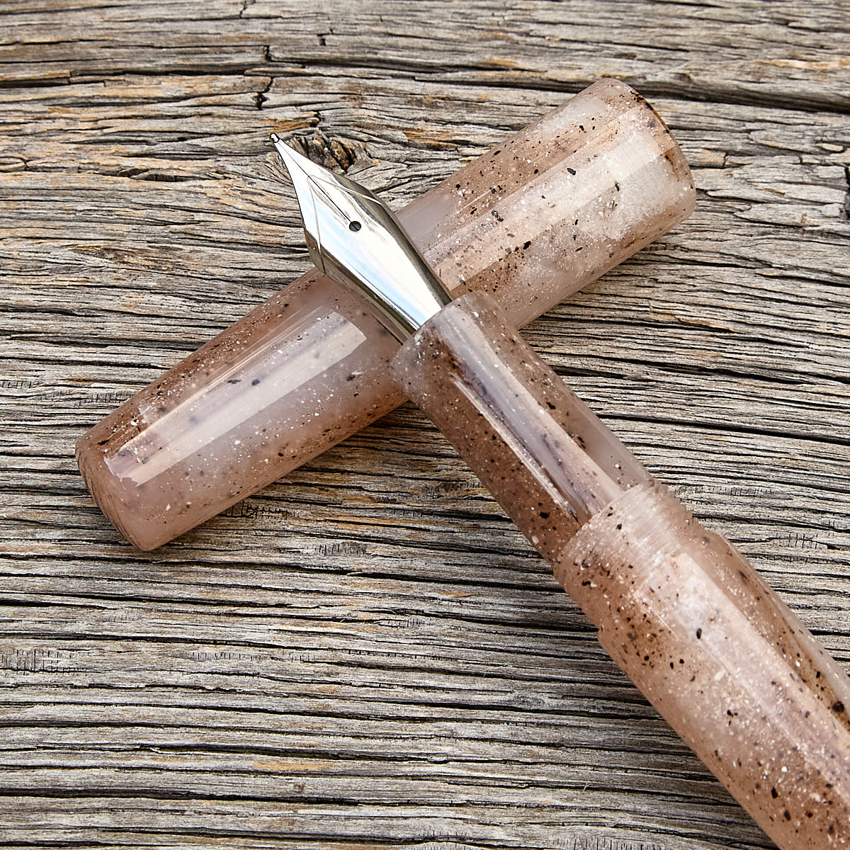 "Quartz Strata" Fountain Pen