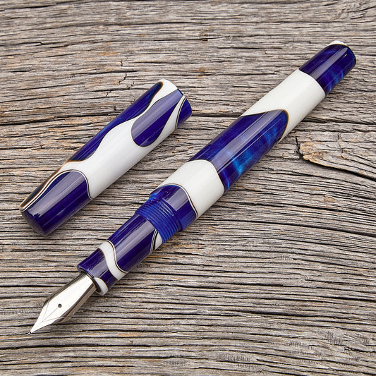 ! "Wave Machine" Fountain Pen