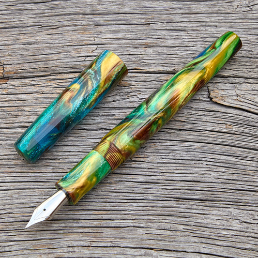 ! "Belize Cenote" Fountain Pen