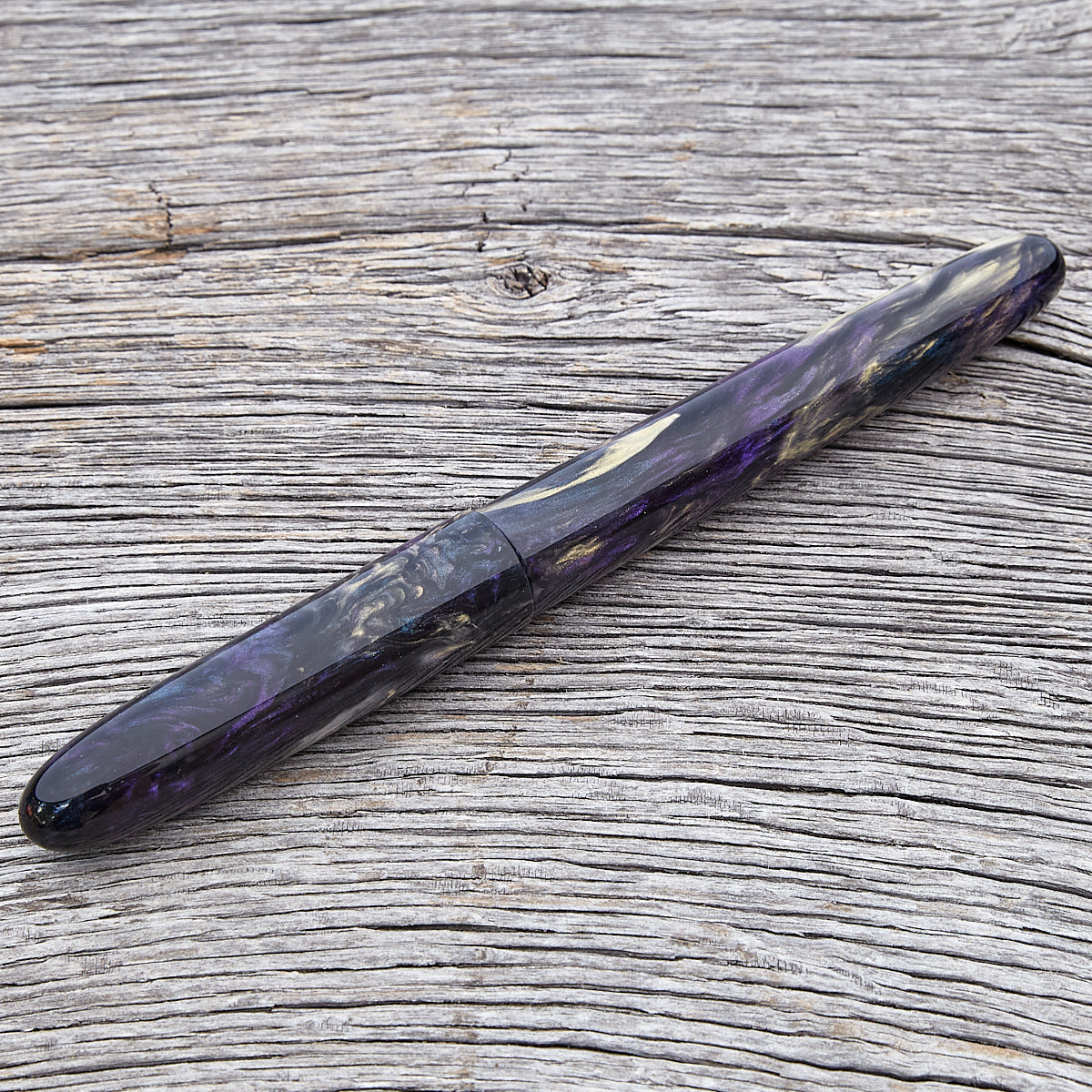 "Oyster Black Pearl" Fountain Pen