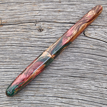 "Yule Tidings" Fountain Pen