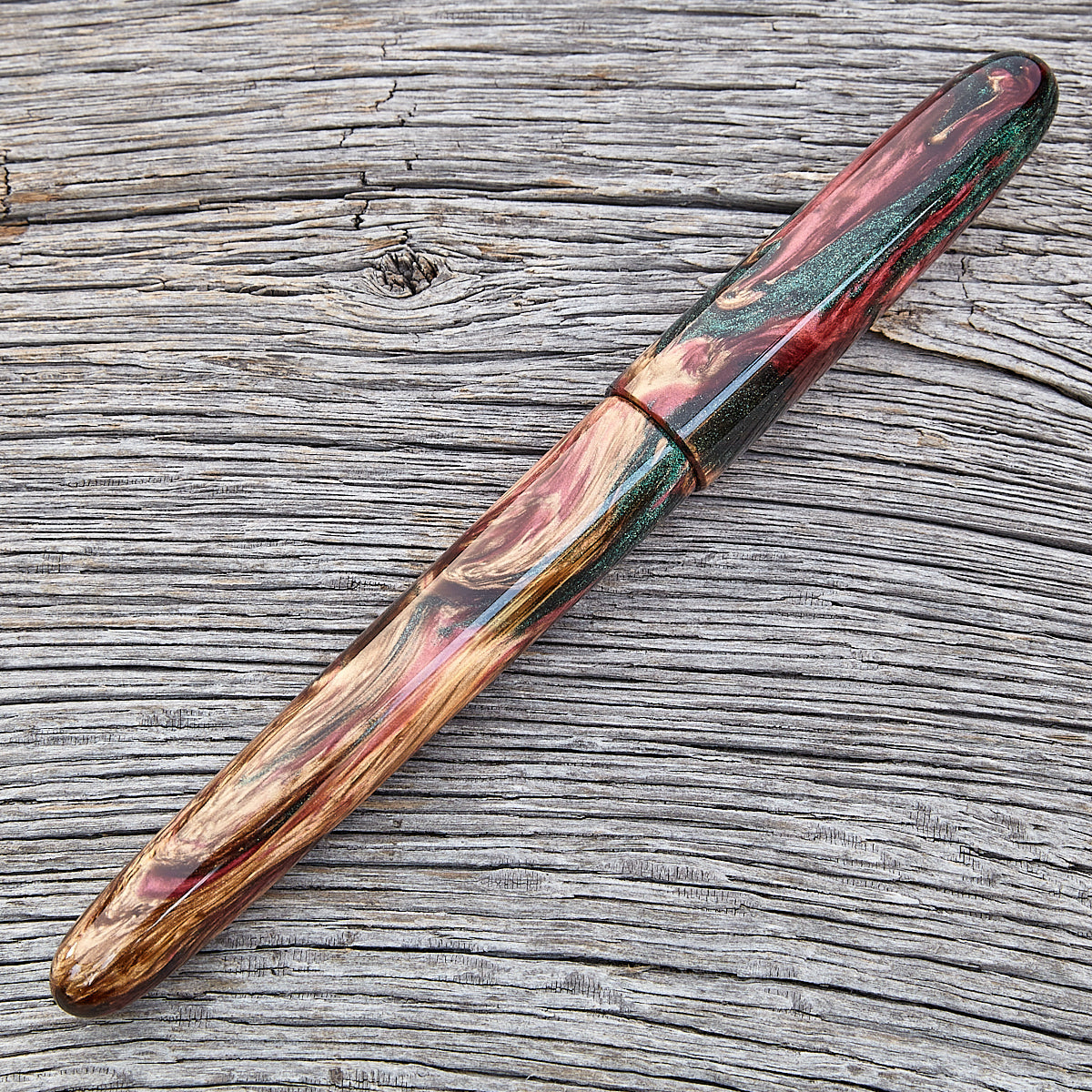 "Yule Tidings" Fountain Pen