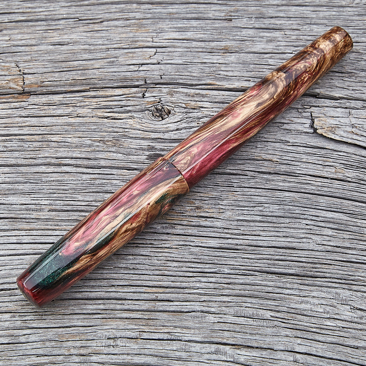 "Yule Tidings" Fountain Pen