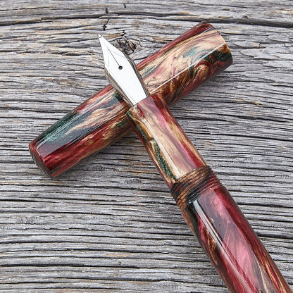 "Yule Tidings" Fountain Pen