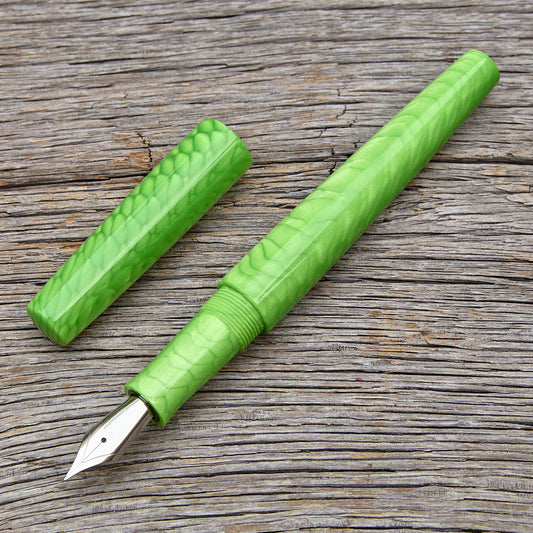 "Green Mamba" Fountain Pen