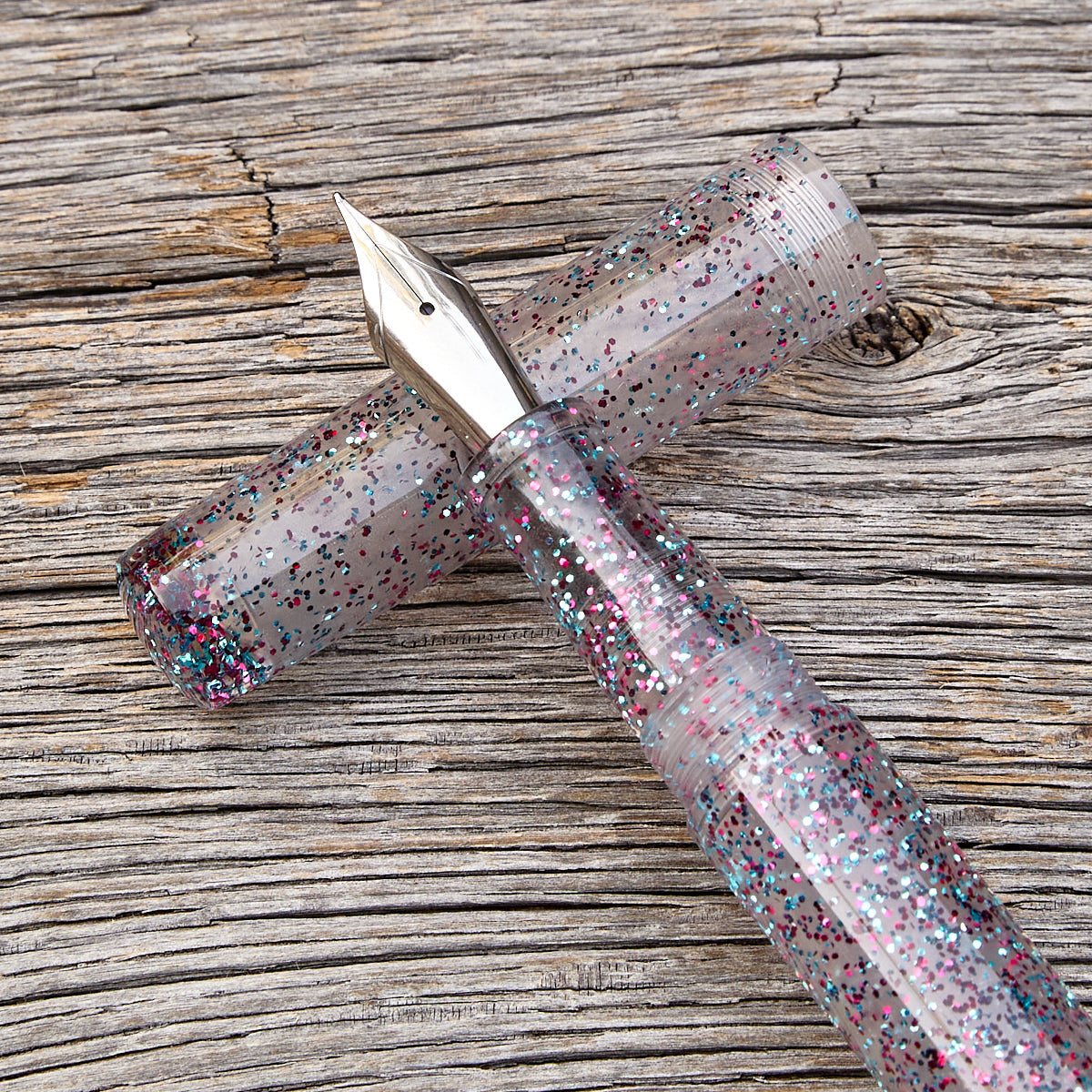 "Multi-Stardust Glitter" Fountain Pen