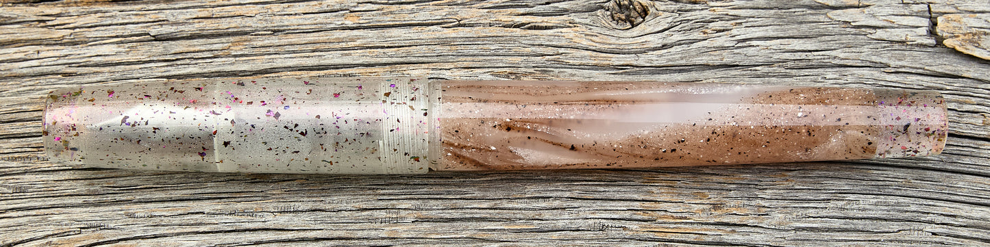 "Ante Quartz Strata" Fountain Pen