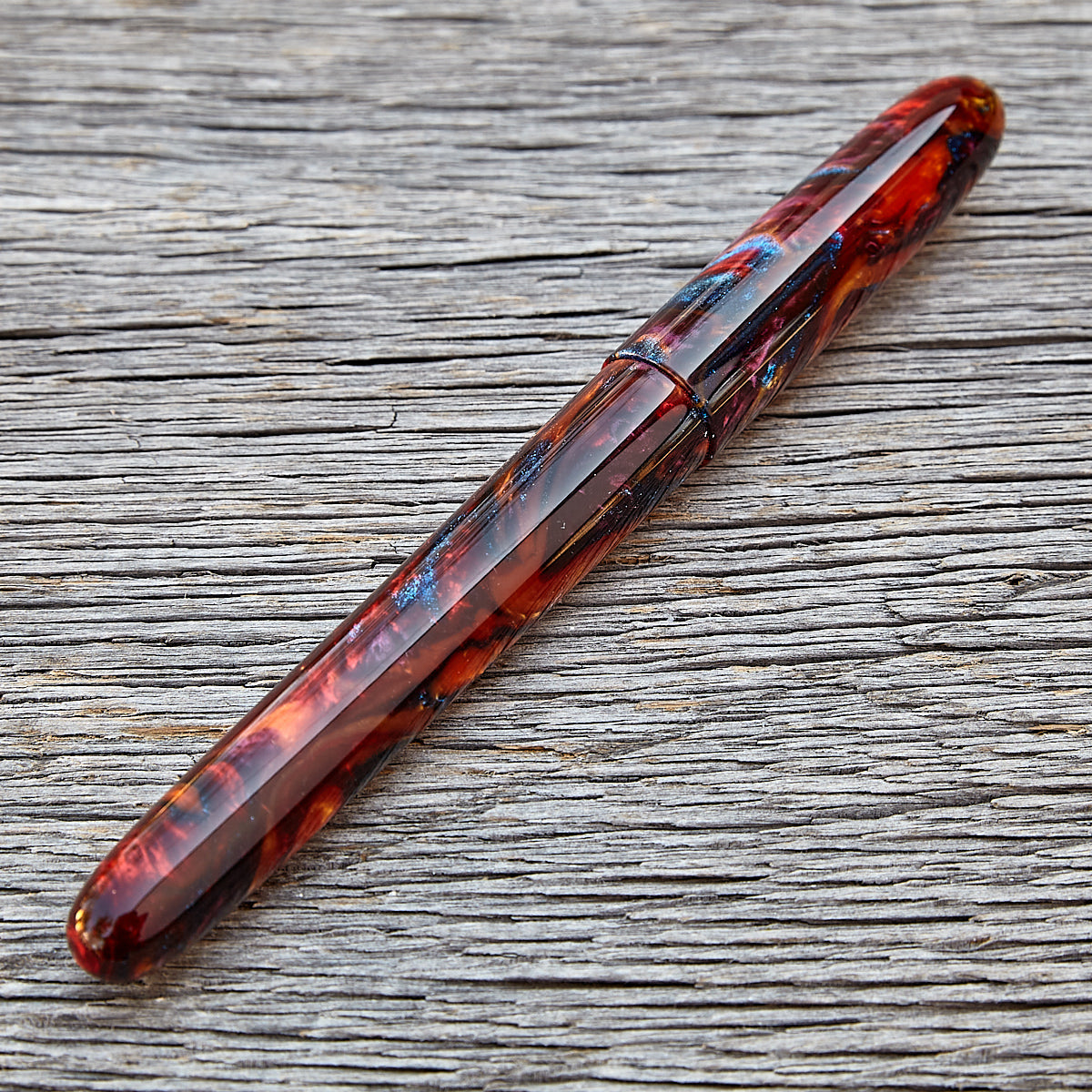 "Omnicolor" Fountain Pen