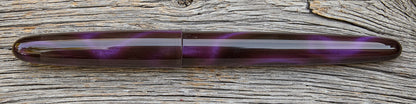 ! "Rewil's Royal Robe" Fountain Pen