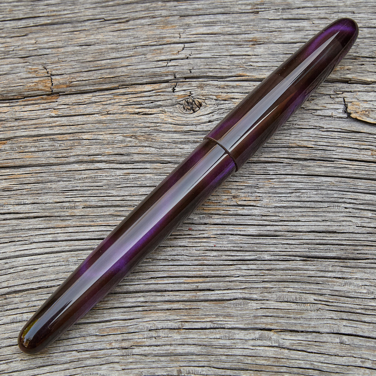 ! "Rewil's Royal Robe" Fountain Pen
