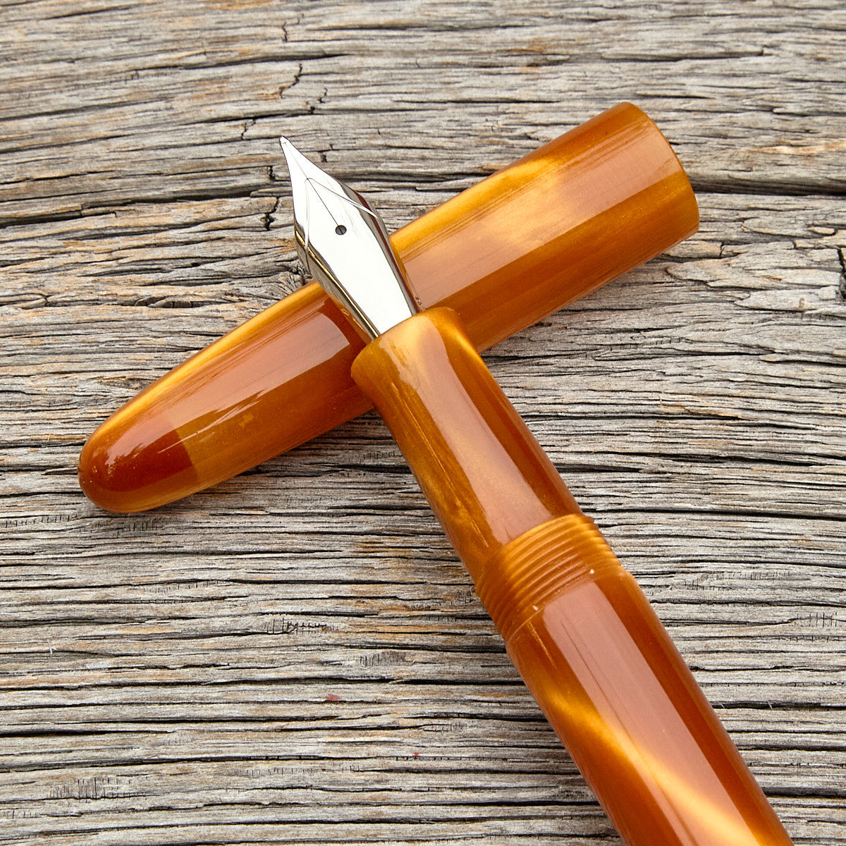 "Analemma" Fountain Pen