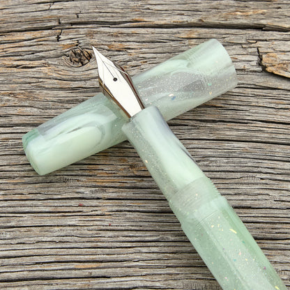 "Lavender and Lime Sherbert" Fountain Pen