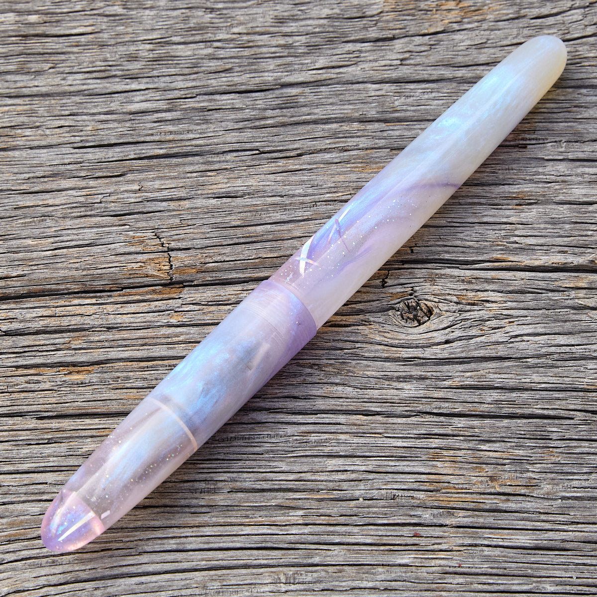 ! "Pegasus Party" Fountain Pen