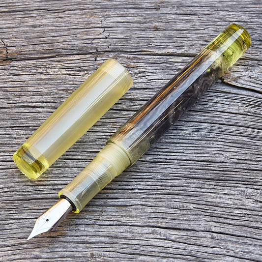 "Pegasus Yellow" Fountain Pen