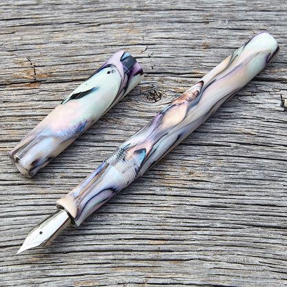 "Papillon Light" Fountain Pen