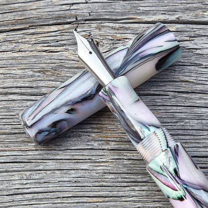 "Papillon Light" Fountain Pen