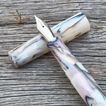 "Papillon Light" Fountain Pen