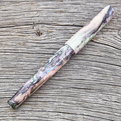 "Papillon Medium" Fountain Pen