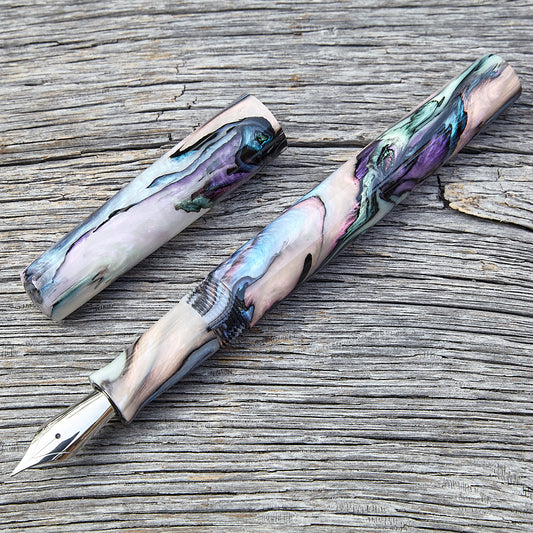 "Papillon Medium" Fountain Pen