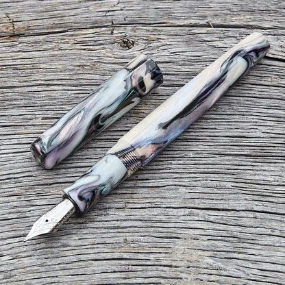 "Papillon" Fountain Pen