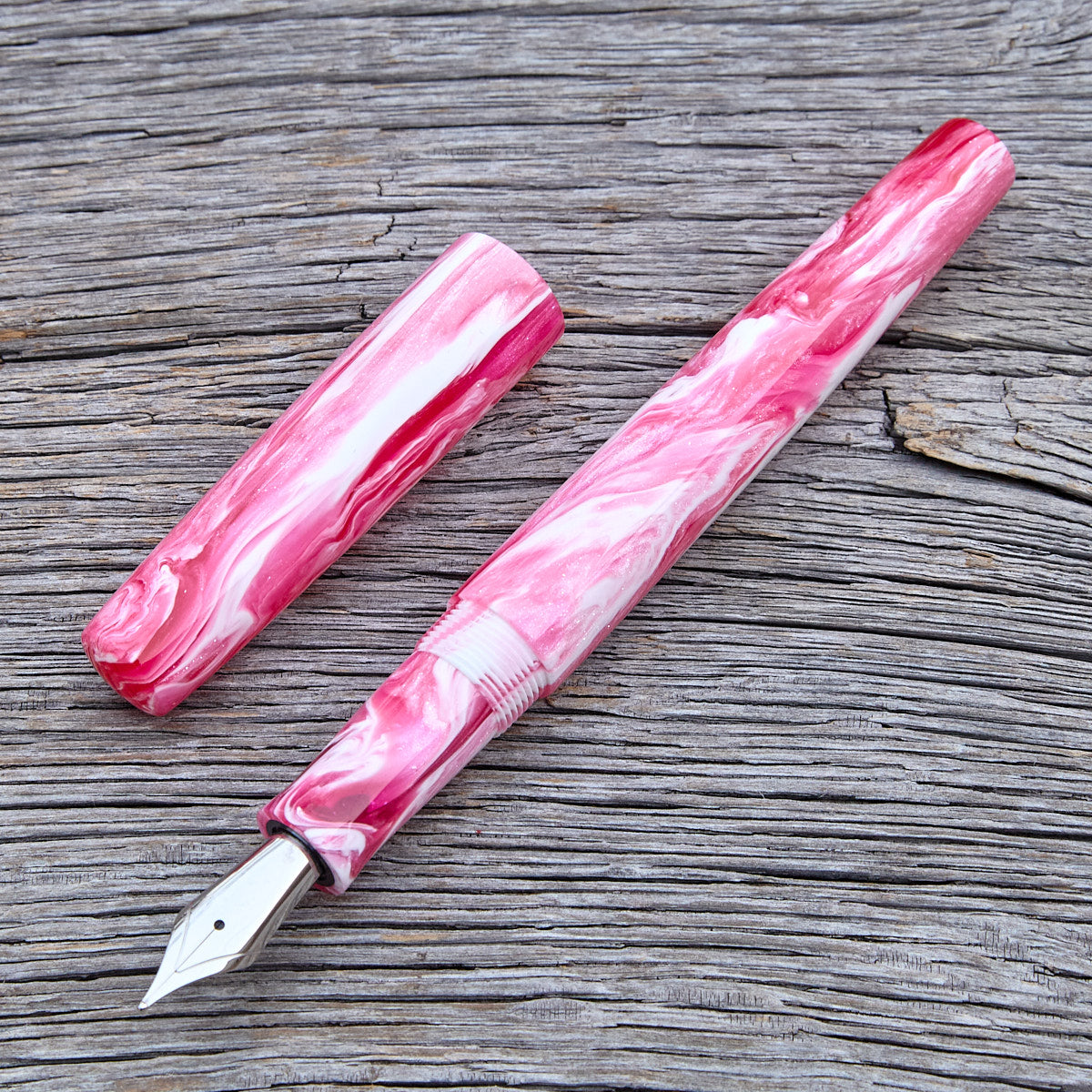 "Raspberry Ripple" Fountain Pen