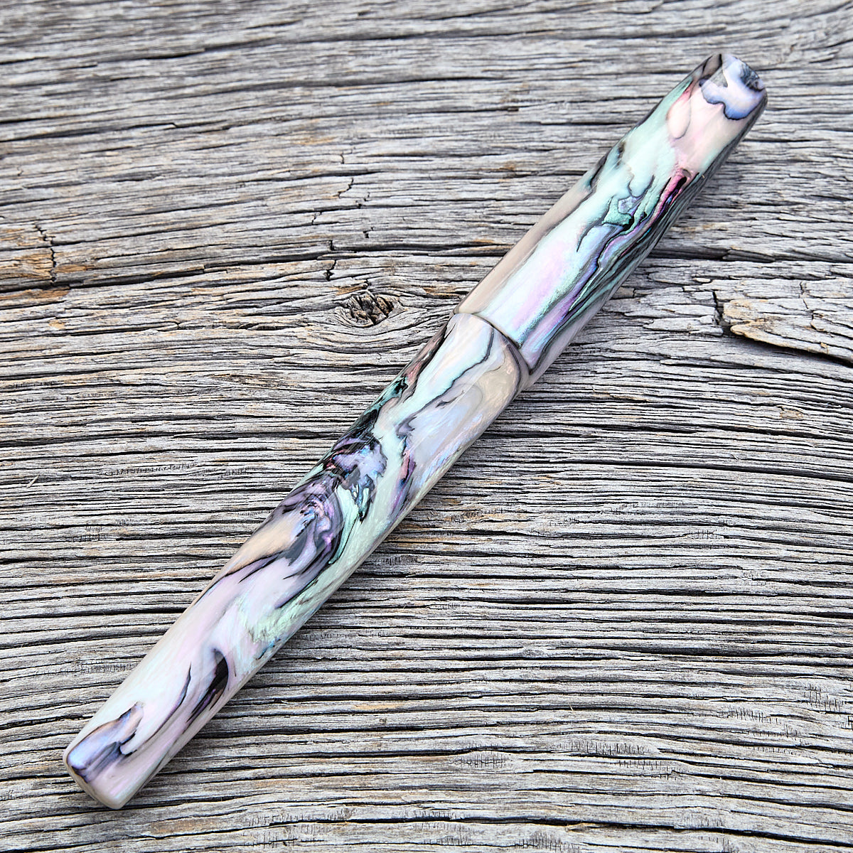 "Papillon Light" Fountain Pen