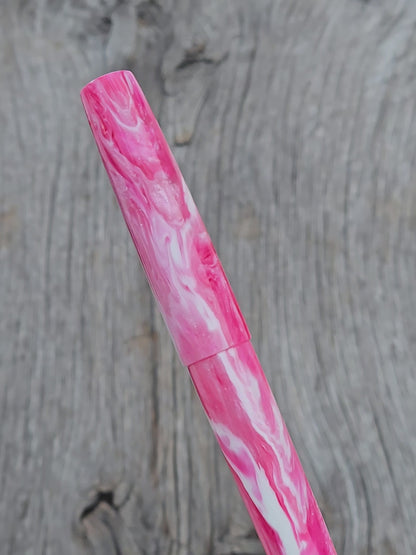 "Raspberry Ripple" Fountain Pen