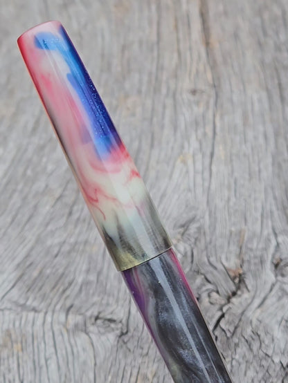 "Variegated 2" Fountain Pen